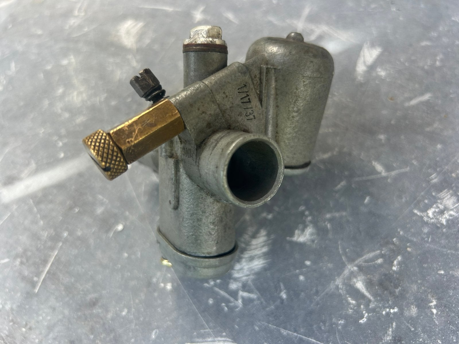 3 bing carburateurs net zijvlotter, Ophalen of Verzenden