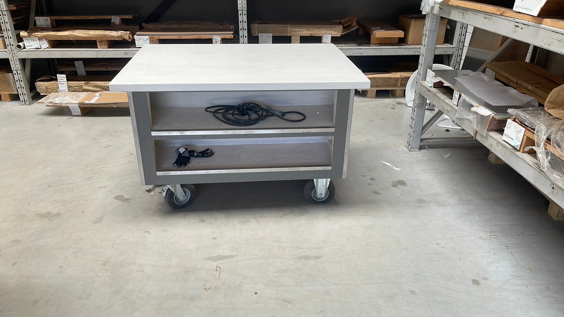 Te koop mobiele werkbank, Ophalen of Verzenden, Zo goed als nieuw