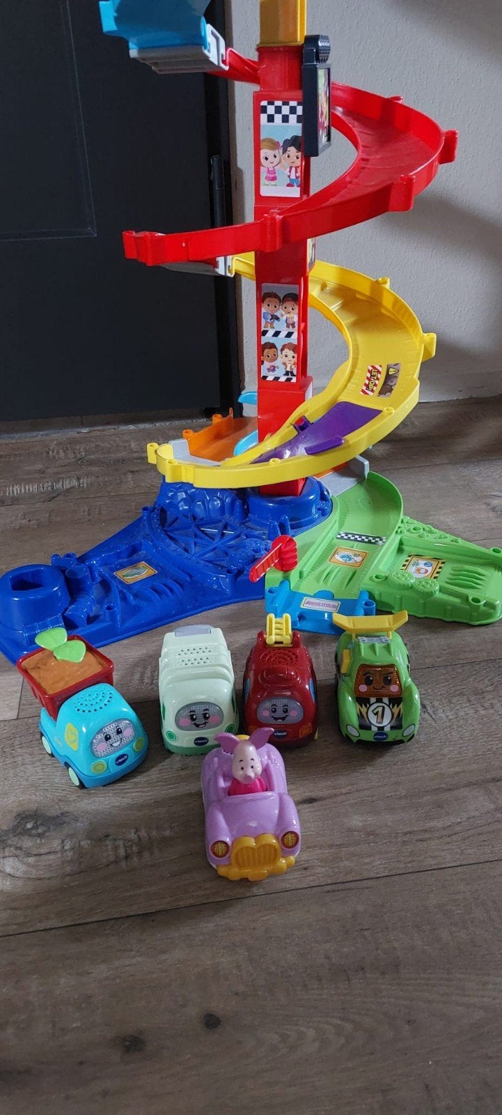 VTech Toet Toet Auto's Garage met 5 auto's, Ophalen of Verzenden, Zo goed als nieuw, 6 maanden tot 2 jaar