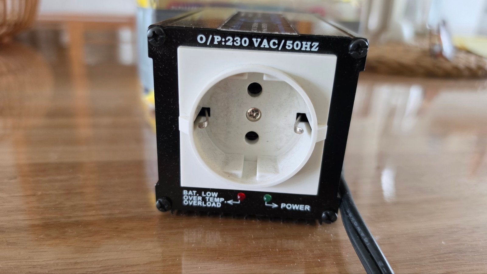 Tools-n-More Spanningomvormer 150/400W 12V DC naar 220V AC, Ophalen, Gebruikt, Overige merken, Omvormer