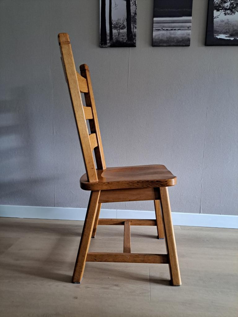 Houten eetkamerstoel - Klassiek design, Huis en Inrichting, Stoelen, Gebruikt, Bruin, Klassiek, Ophalen of Verzenden