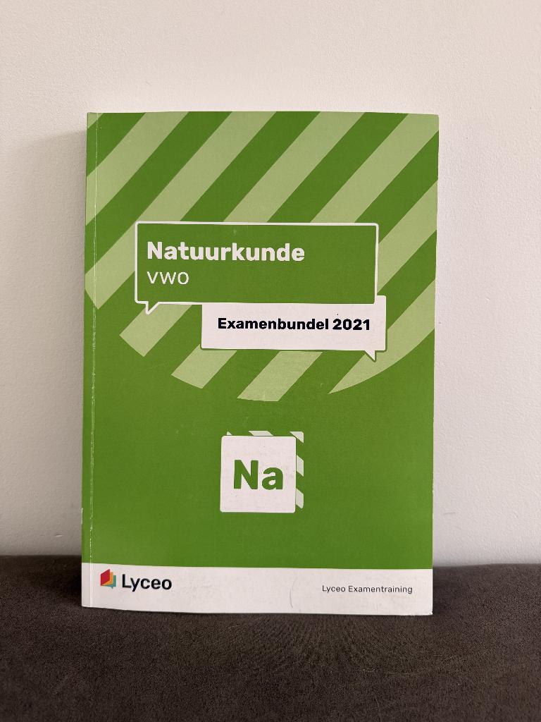 Examenbundel VWO Natuurkunde 2021, Boeken, Gelezen, Lyceo, Ophalen of Verzenden, Beta