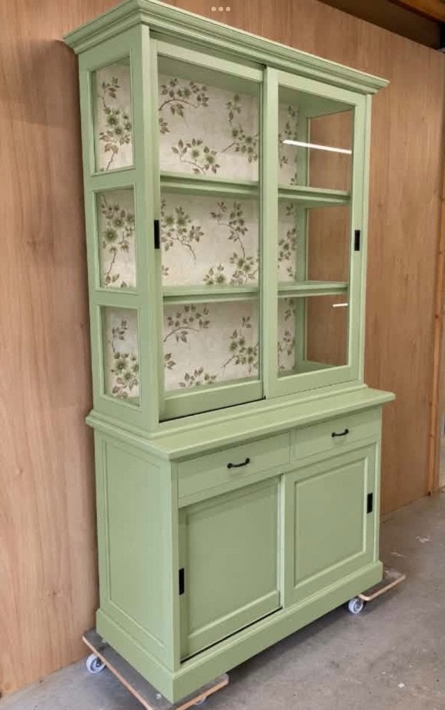 Foto 4 van Kast Troubadour u kiest de kleur wij spuiten de kast