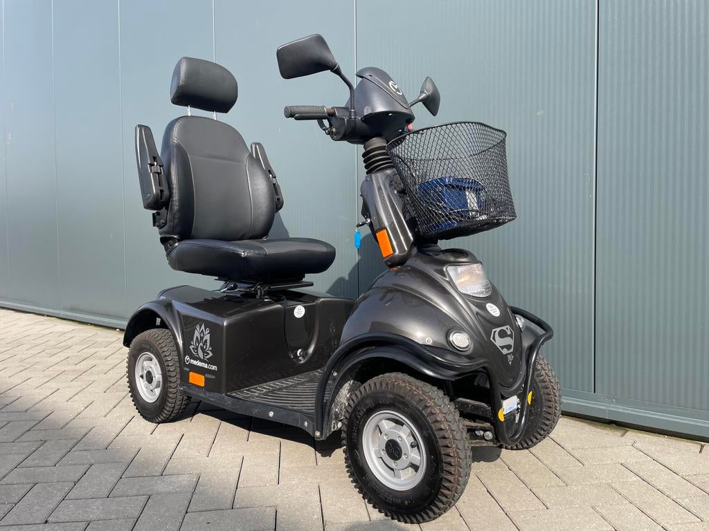 Robuuste scootmobiel Medema minicrosser M2