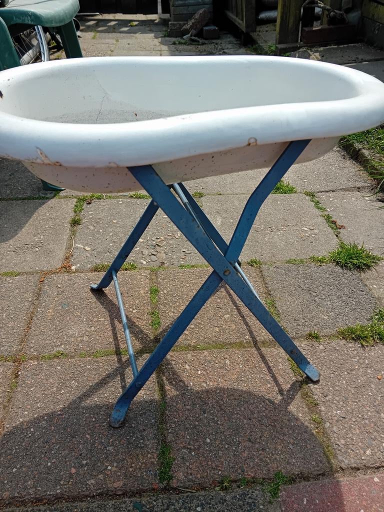 Vintage babybadje op inklapbaar onderstel, Antiek en Kunst, Ophalen of Verzenden
