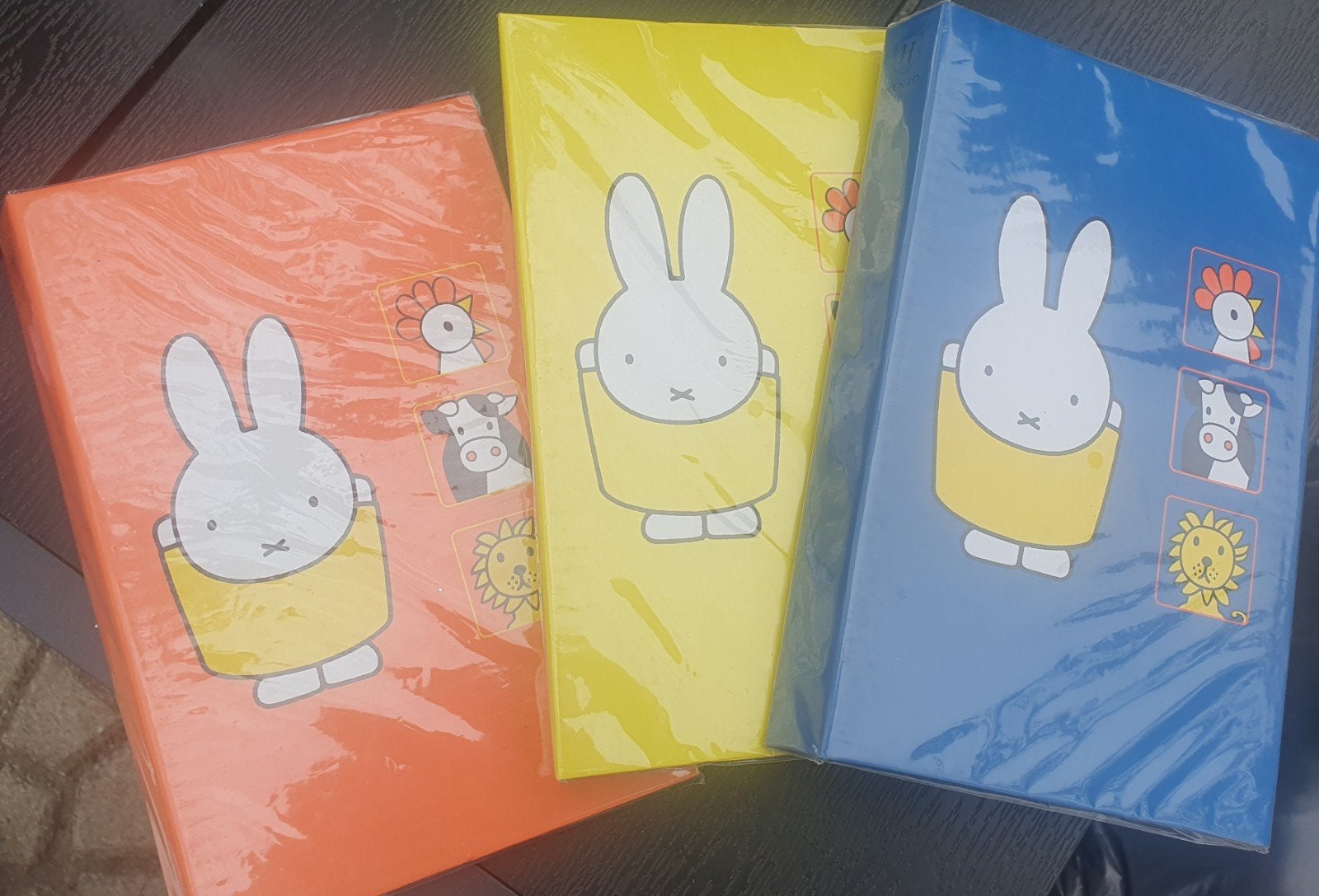 Te koop 3 Nijntje insteek albums, Ophalen
