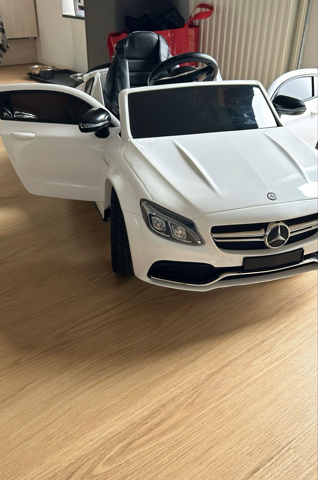 Witte Mercedes Kinderauto met Afstandsbediening, Ophalen, Gebruikt, Afstandsbediening