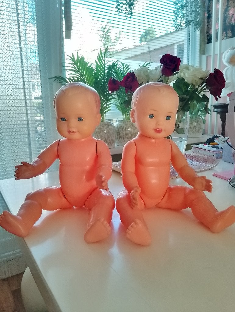 Twee oude poppen, Verzamelen, Poppen, Ophalen of Verzenden, Gebruikt, Pop