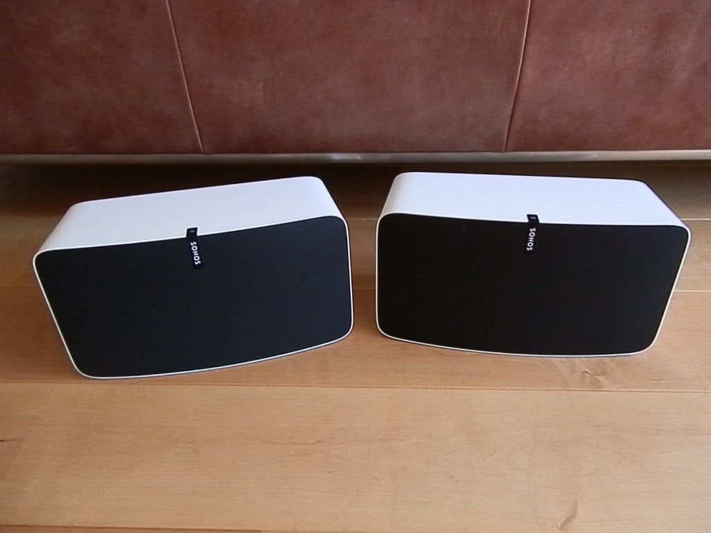 2x Sonos Play 5 gen. 2 (wit)., Ophalen, Stereo speakers, Geschikt voor surround/home cinema, Zo goed als nieuw