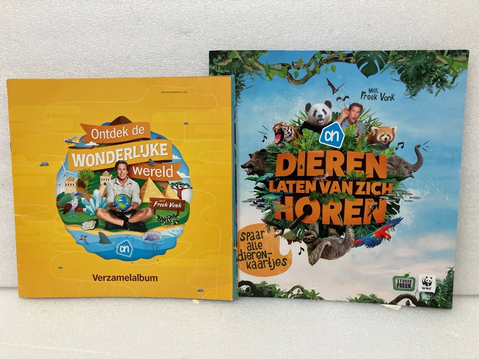 AH Freek Vonk Verzamelalbums: Ontdek de Wonderlijke Wereld &, Ophalen of Verzenden, Zo goed als nieuw, Plaatjesalbum