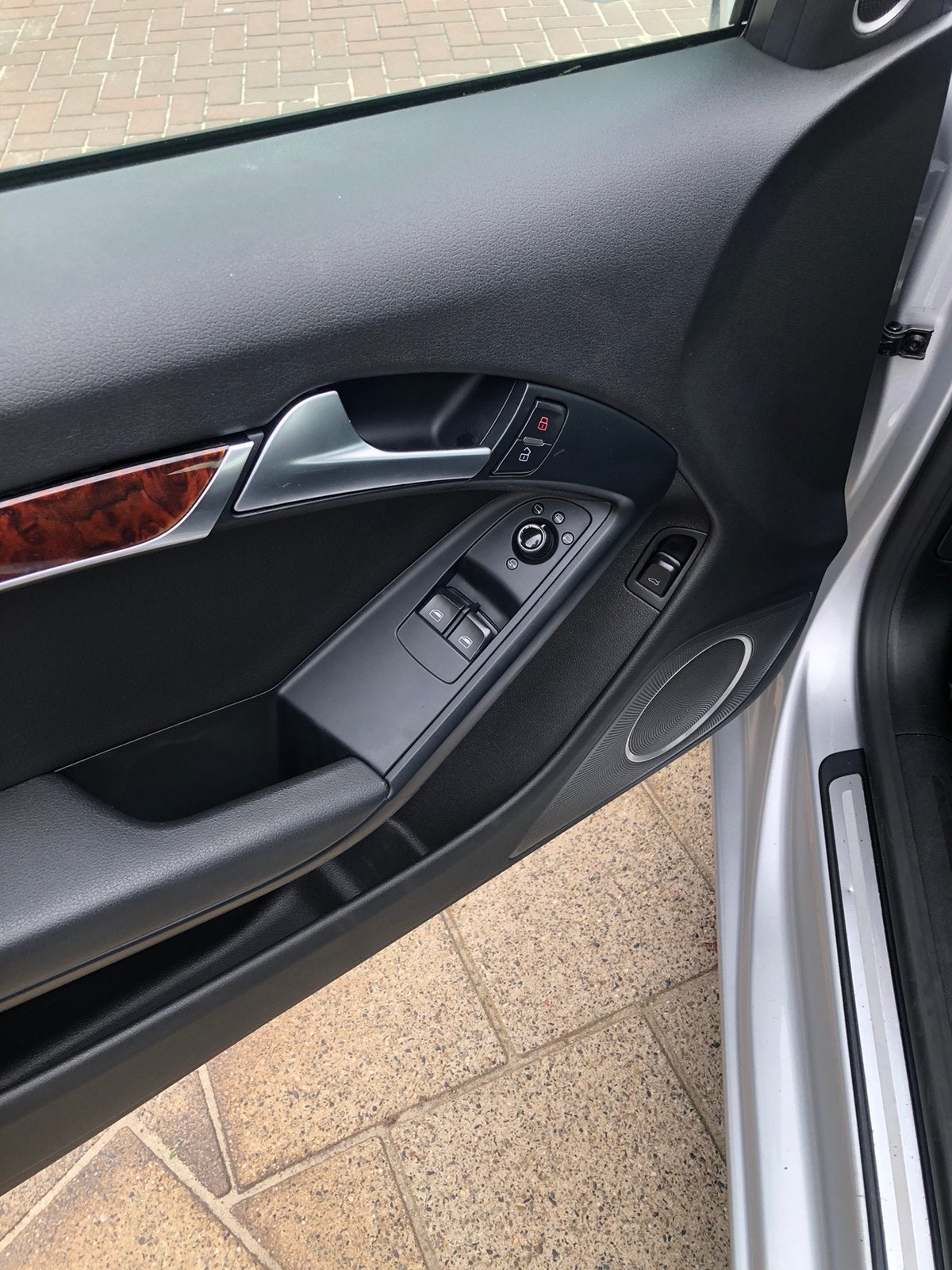 Foto 21 van Audi A5 Coupé 3,2 FSI Quattro Autom/ Leer 266 PK !!!