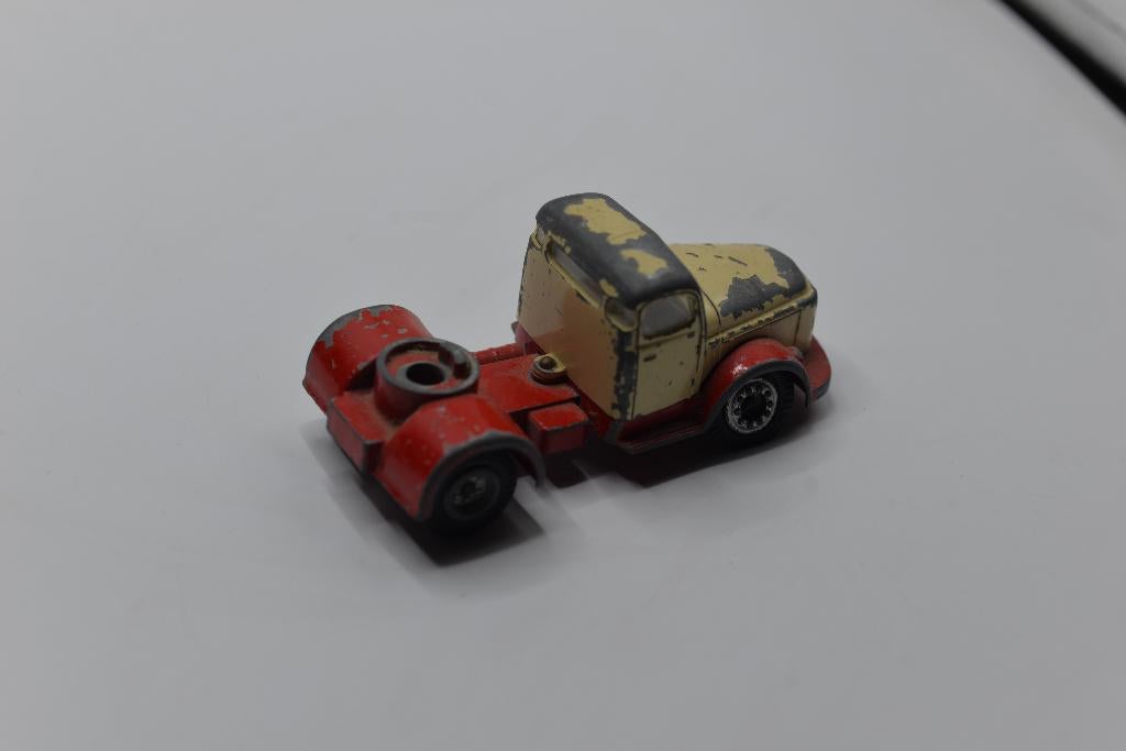 Tekno Volvo Leeuwenzegel losse trekker, Gebruikt, -, -, Tekno