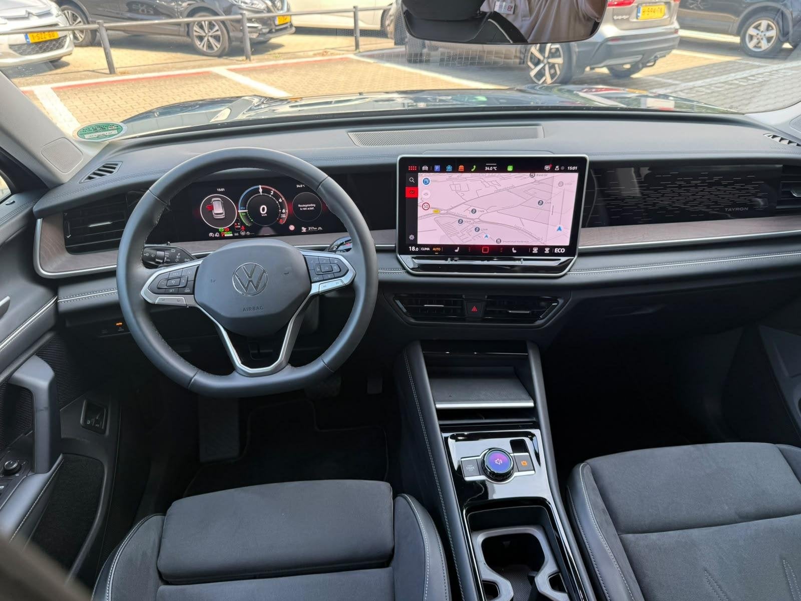 Volkswagen Tayron 1.5 eHybrid Elegance *IQ Lights & Comfort, Auto's, 12 maanden, Stof, 4 cilinders, Plug-in hybride
