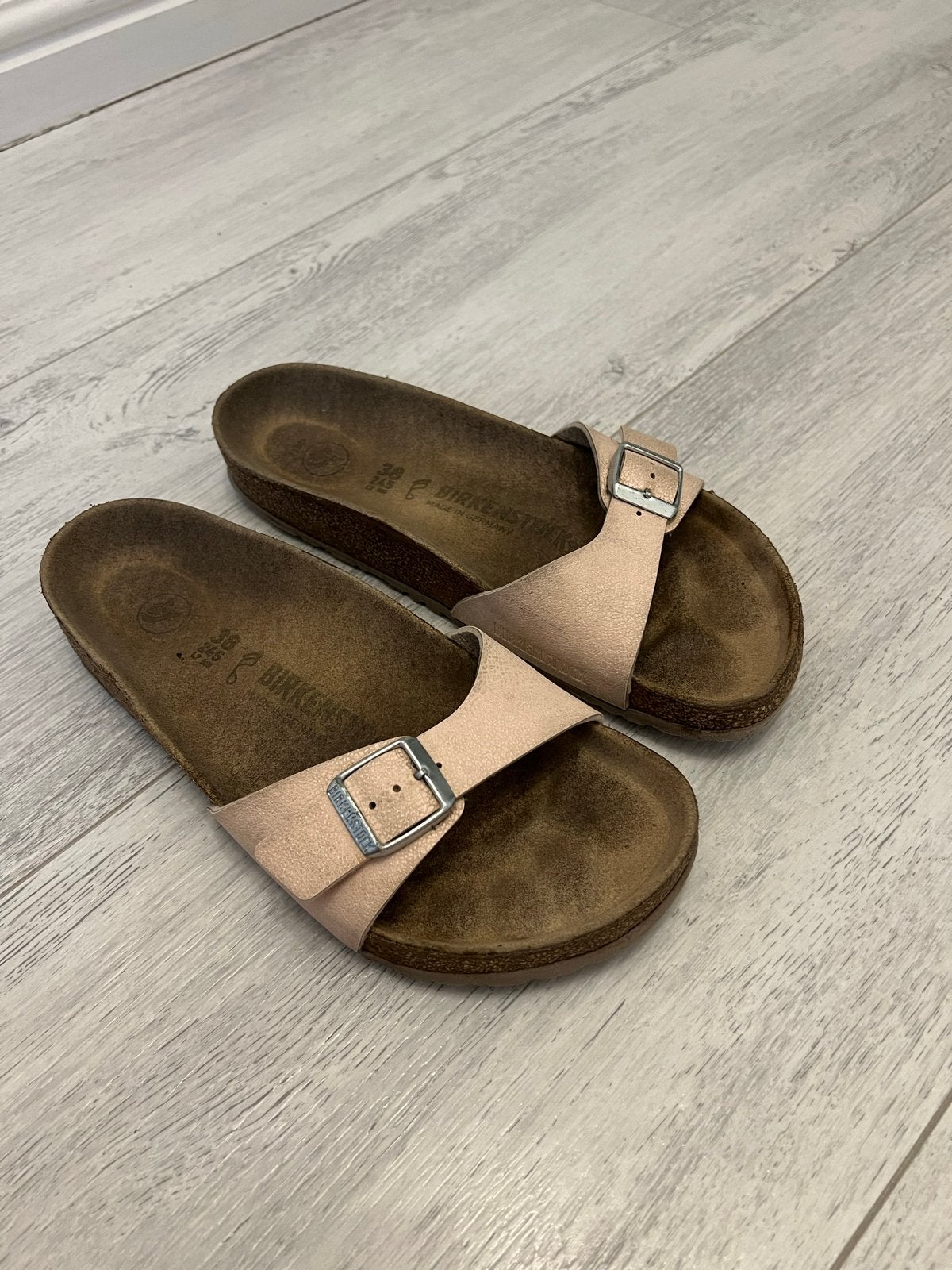 Birkenstock slippers maat 38, lichtroze, Ophalen of Verzenden, Gedragen, Roze, Slippers