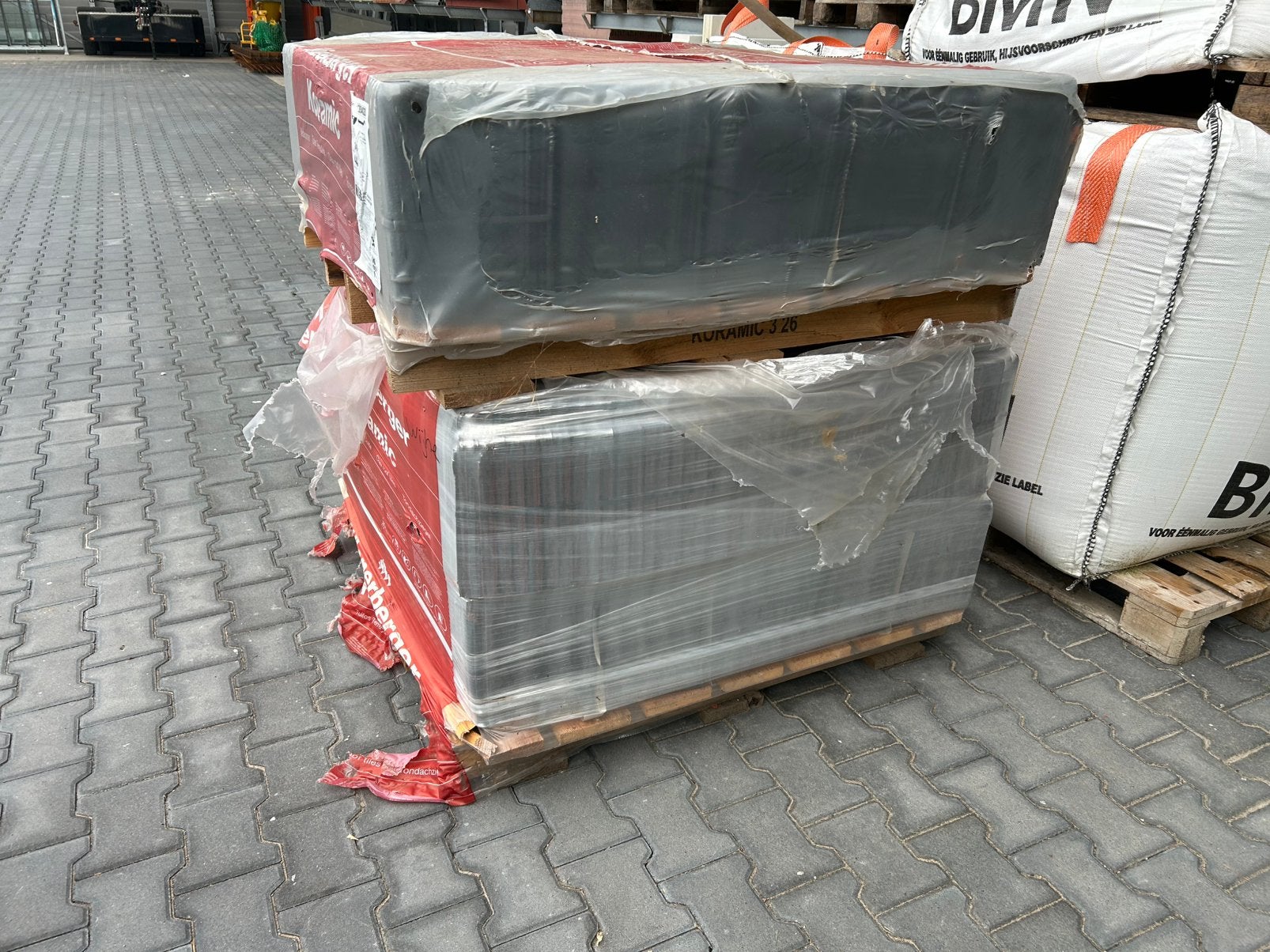 Wienberger tulde nord D44, Doe-het-zelf en Verbouw, Verwarming en Radiatoren, Ophalen, Radiator, Minder dan 60 cm, Zo goed als nieuw