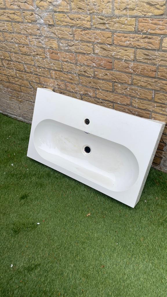 Wasbak uit kamer gehhald.,alleen betje schoongemaakt woorden, Ophalen, Gebruikt, 50 tot 100 cm, Minder dan 100 cm