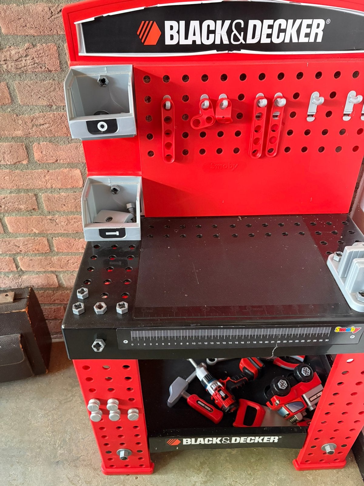 Black & Decker Kinderwerkbankje met accessoires, Ophalen of Verzenden, Gebruikt, Jongen of Meisje