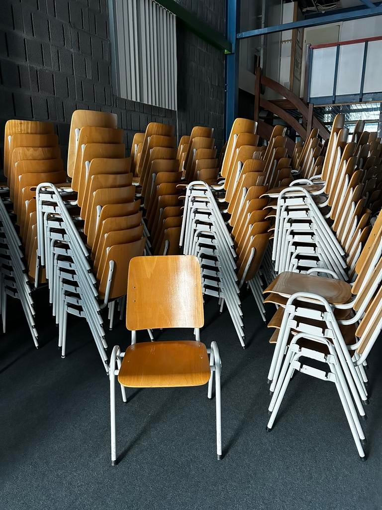Stapelbare stoelen, Ophalen, Zo goed als nieuw, Vijf, Zes of meer stoelen