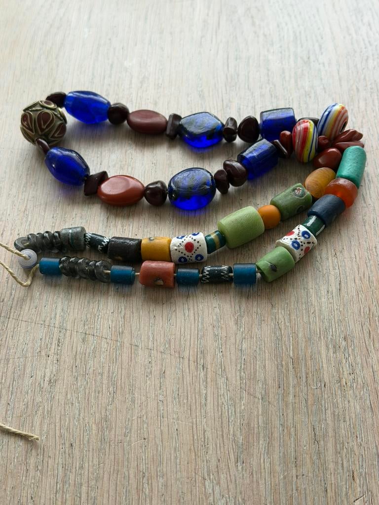 Afrikaanse kralen ketting, Ophalen of Verzenden, Zo goed als nieuw, Overige materialen