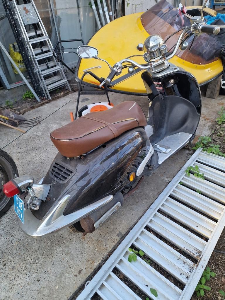 Znen scooter, Ophalen, Gebruikt, Benzine