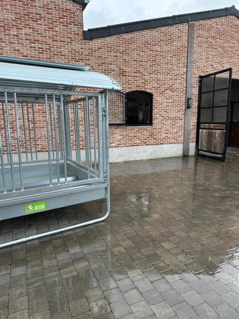 Hooiruif rechte spijlen belgie 1280€ ex btw