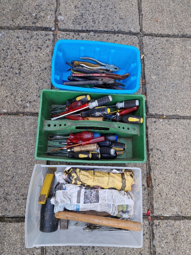 Een partij gereedschap, Ophalen, Gebruikt