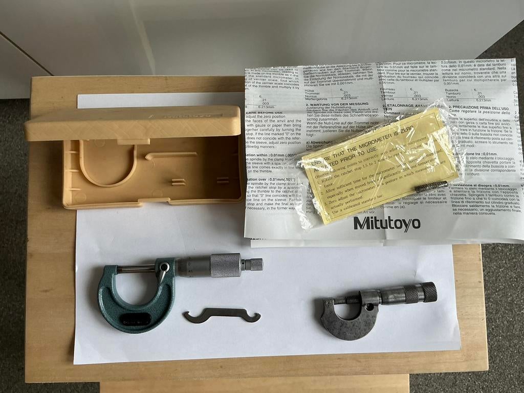 Mitutoyo 2x Micrometer 0-25 mm 0-15 mm precisie meten, Ophalen of Verzenden, Gebruikt, Overige meters
