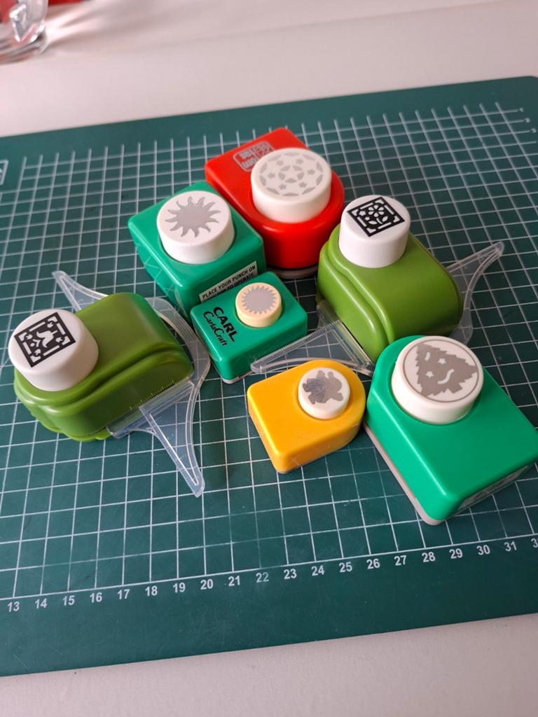 Set van 7 Carl Craft ponsen voor knutselprojecten, Hobby en Vrije tijd, Ophalen