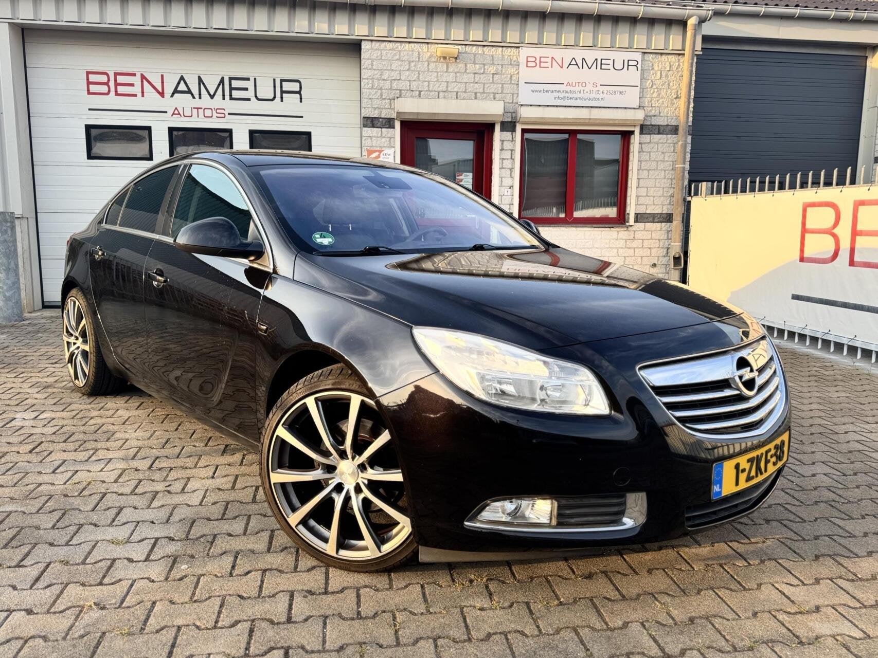 Opel Insignia 2.0 T Sport STAGE 1 TUNING 300PK, Voorwielaandrijving, Gebruikt, 4 cilinders, Bedrijf