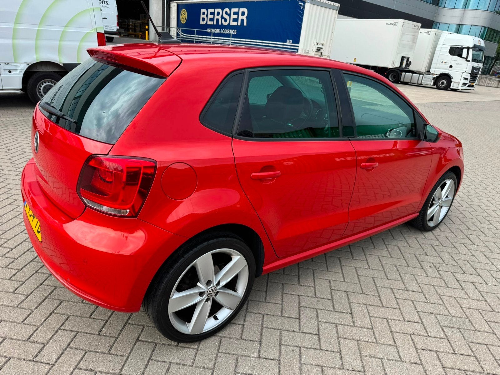 Volkswagen Polo 1.2 TSI 77KW DSG 7 Vers Automaat  2010, Auto's, Volkswagen, Zwart, 1200 kg, 19 km/l, Particulier