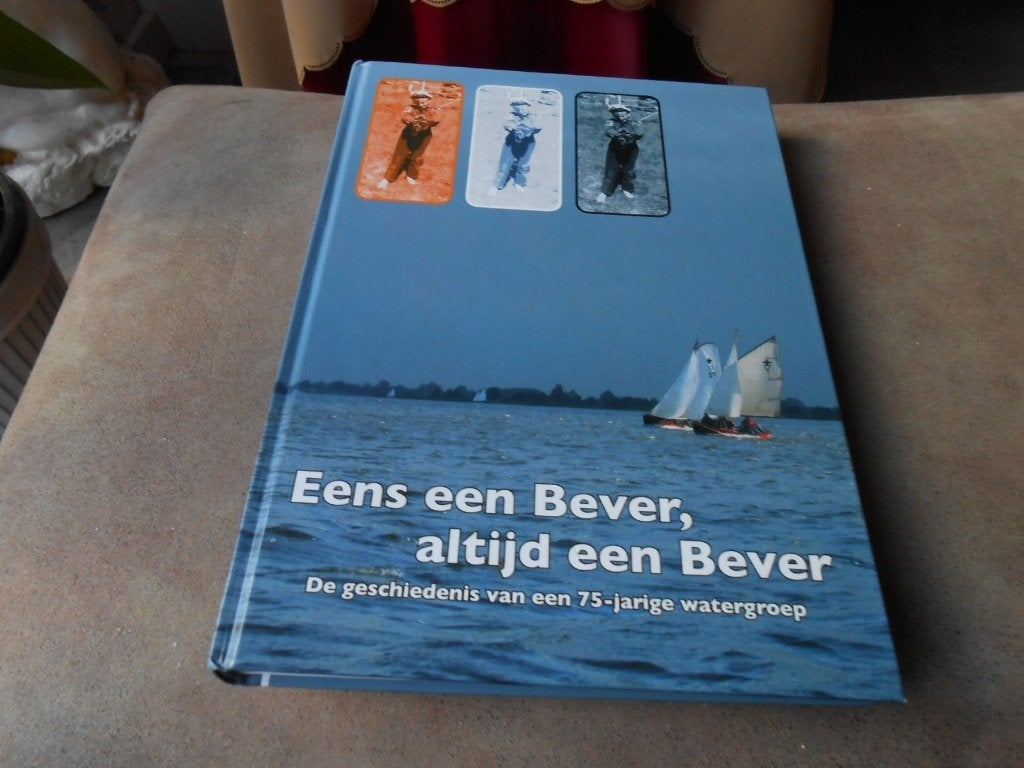 EENS  EEN  BEVER ,  ALTIJD  EEN  BEVER, Ophalen of Verzenden, Zo goed als nieuw, Boek of Tijdschrift