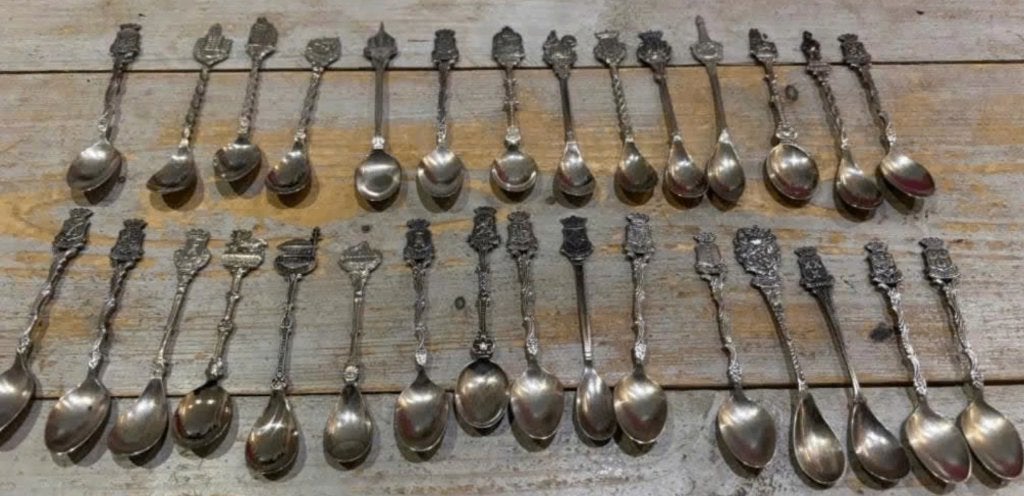 Verzilverde lepeltjes met plaatsnamen (diversen), Antiek en Kunst, Antiek | Bestek, Ophalen of Verzenden
