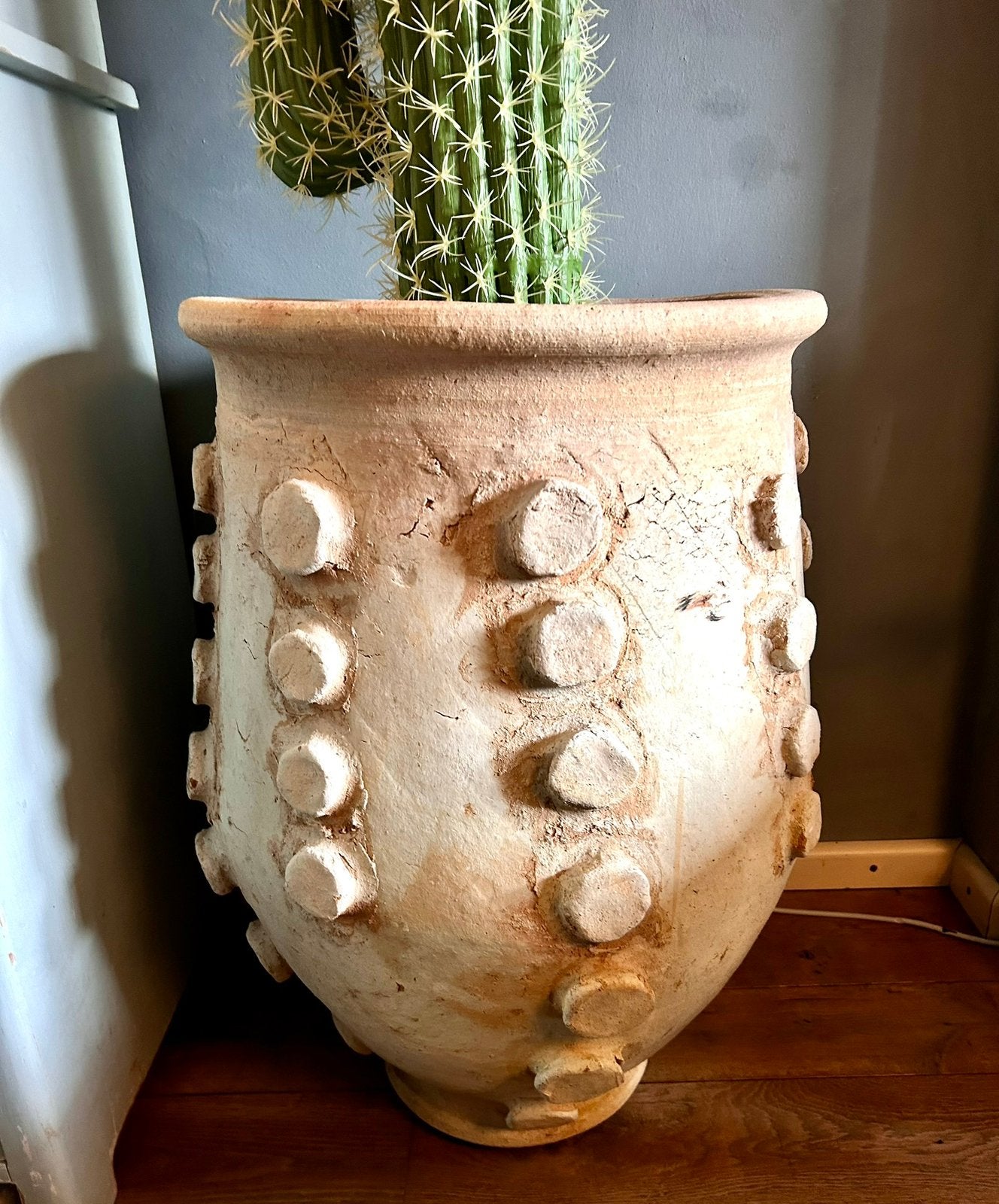 Mooie grote terracotta pot 70 cm hoog, Tuin en Terras, Bloempotten, Ophalen, Rond, Binnen, Zo goed als nieuw