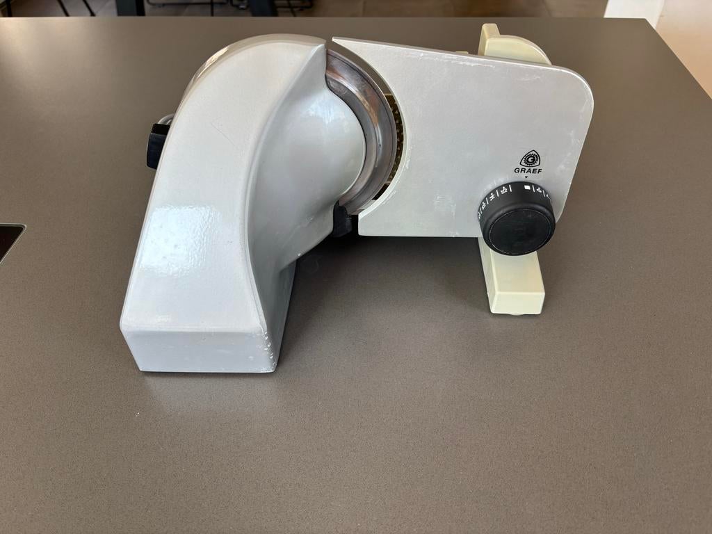 Graef MASTER A-172 T2 snijmachine, Witgoed en Apparatuur, Keukenmixers, 4 liter of meer, Ophalen of Verzenden, Gebruikt, 3 snelheden of meer