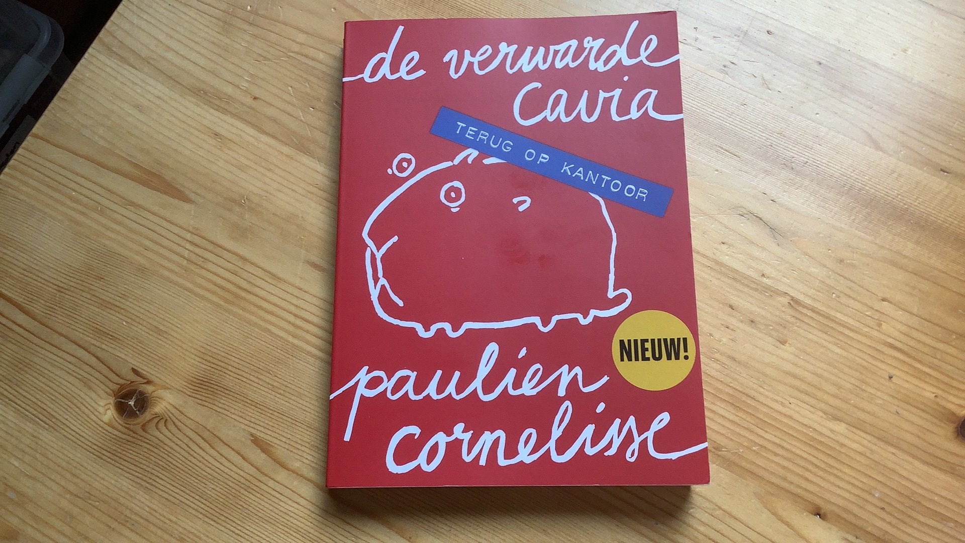 Paulien Cornelisse - De verwarde cavia - Terug op kantoor, Ophalen of Verzenden, Zo goed als nieuw, Paulien Cornelisse
