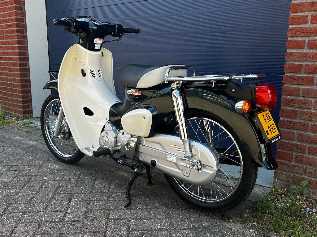 Honda C50 Super Cub | Tasmania Green | 2021 | NL Kenteken, Ophalen, Overige modellen, 49 cc, Zo goed als nieuw