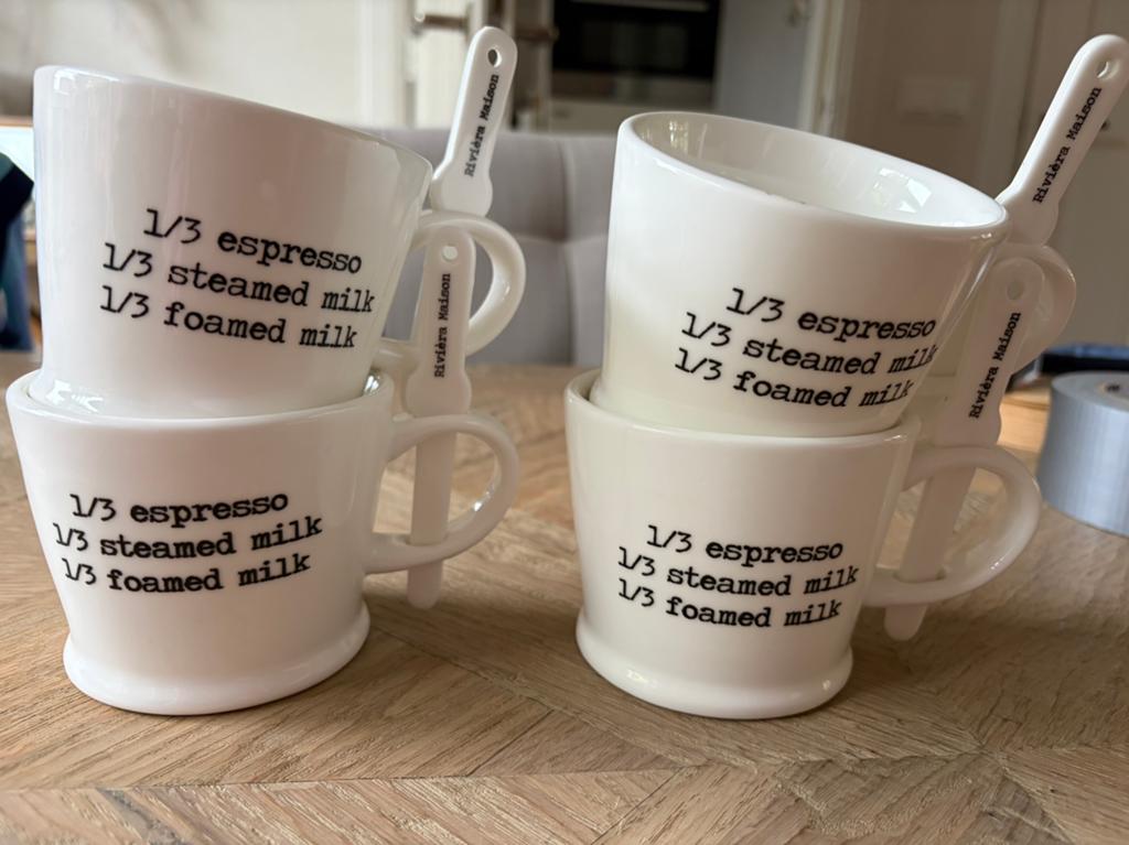 4x Cappuccino mokjes met lepel van Riviera Maison, Huis en Inrichting, Ophalen, Overige stijlen, Kop(pen) en/of Schotel(s), Glas