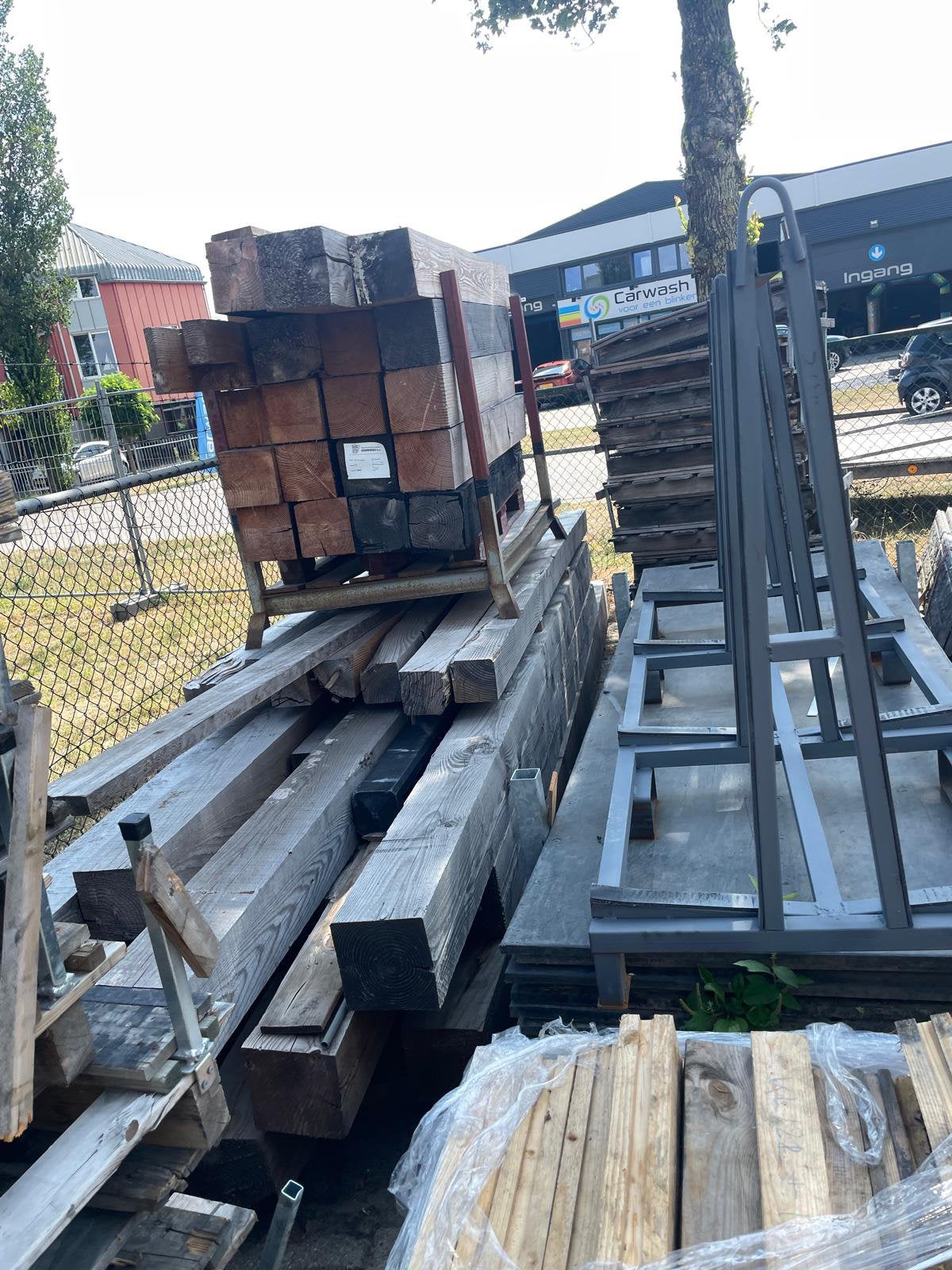 Partij Douglas balken 20x20 en 12x12 verkleurd maar nieuw, Ophalen, Nieuw, 250 cm of meer, Balken