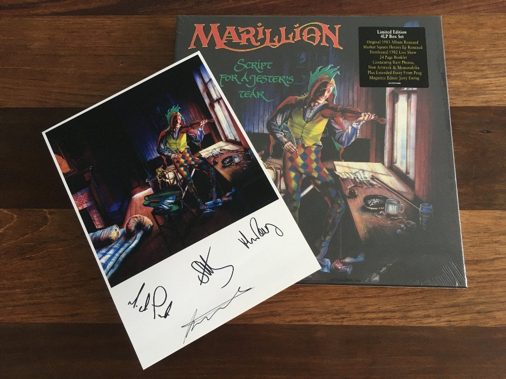 Vinyl 4LP BoxSet Marillion Script Jesters Tear SIGNED NIEUW, Boxset, Progressive Rock, Geseald, Ophalen of Verzenden