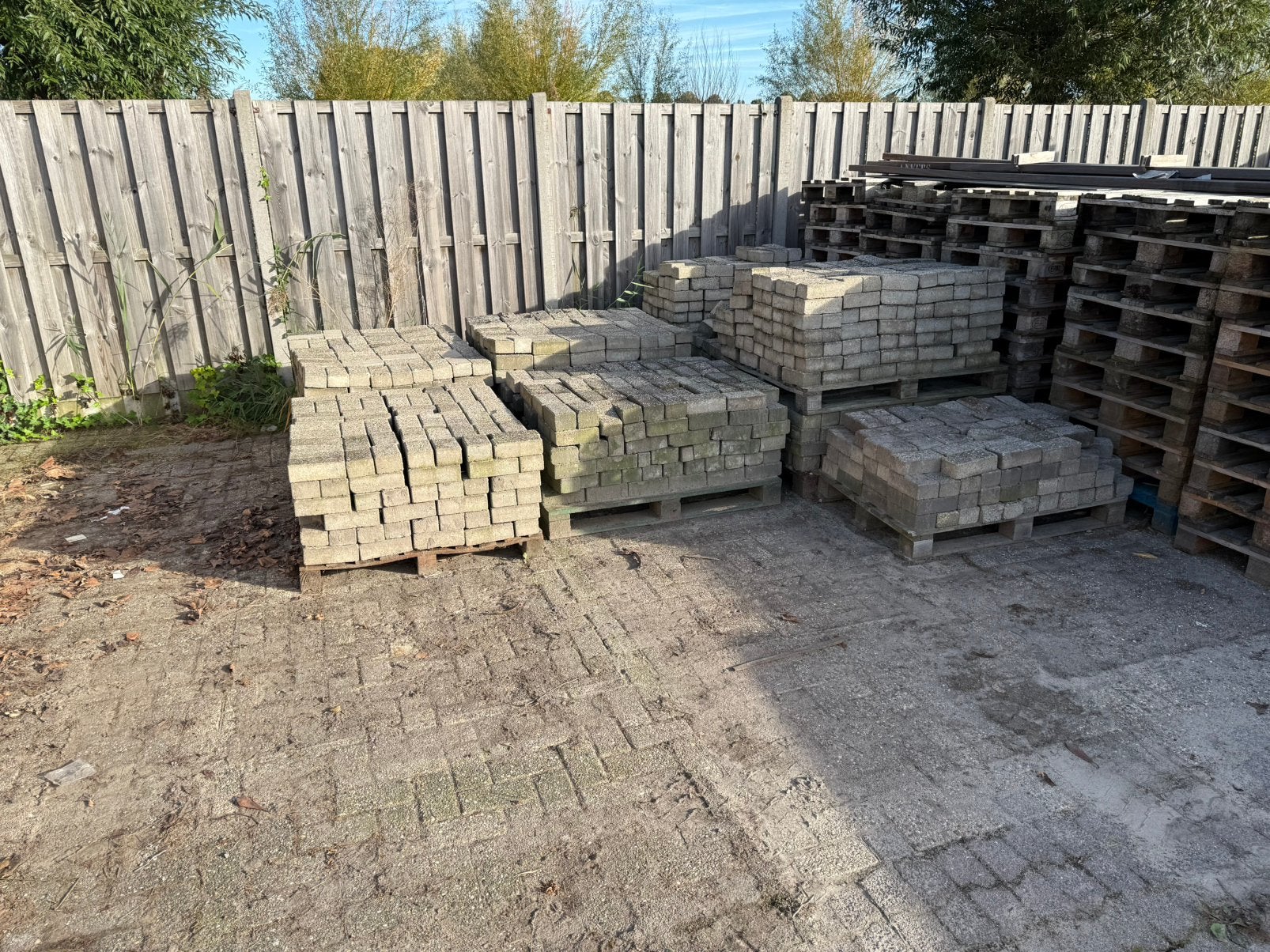Gratis klinkers betonklinker 21x10,5cm gratis!! nette partij, Ophalen, Gebruikt, Klinkers, 10 m² of meer