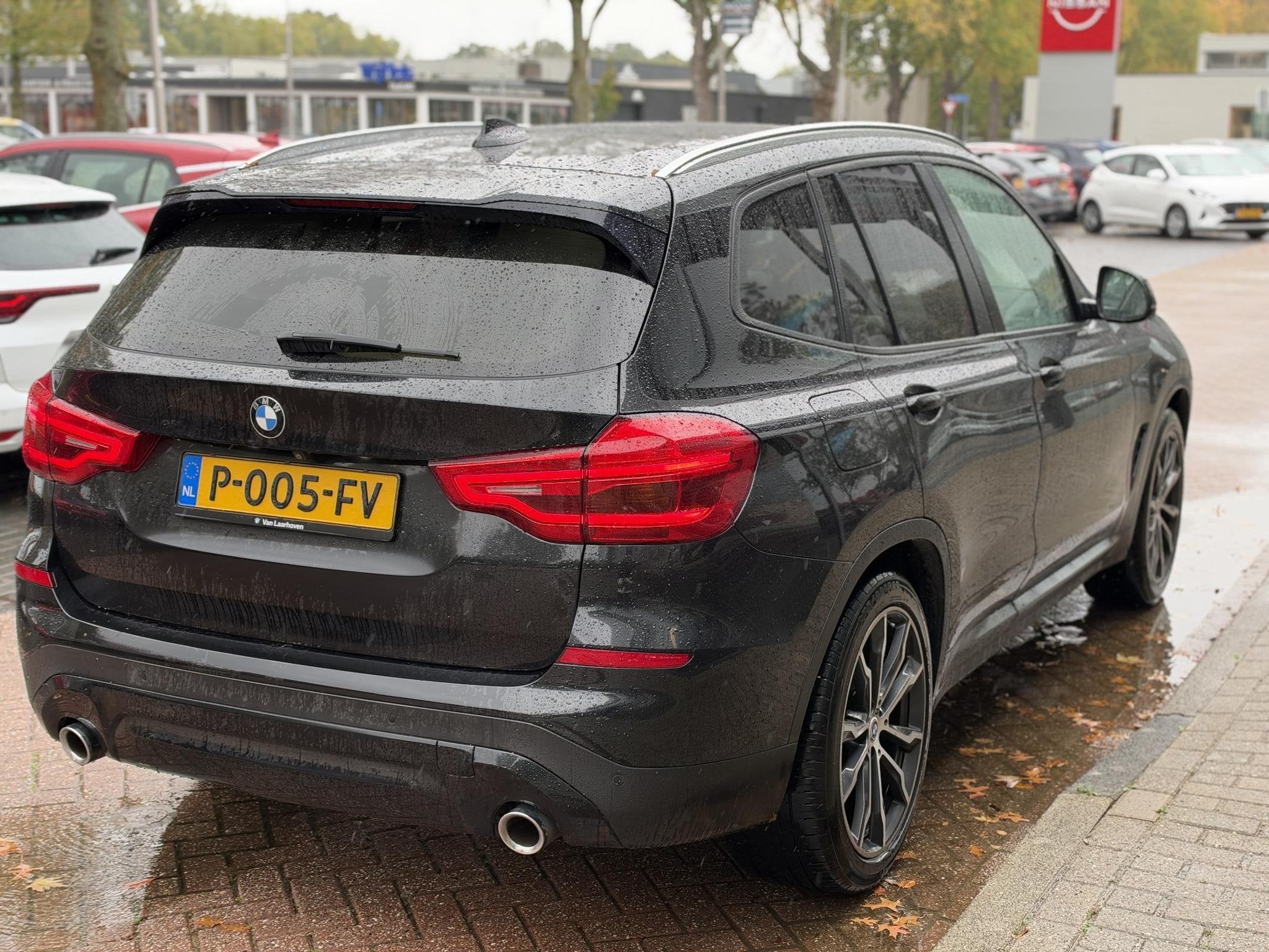 BMW X3 xDrive20i High Executive | Panoramadak | Around View, Auto's, Automaat, 1998 cc, Gebruikt, 4 cilinders