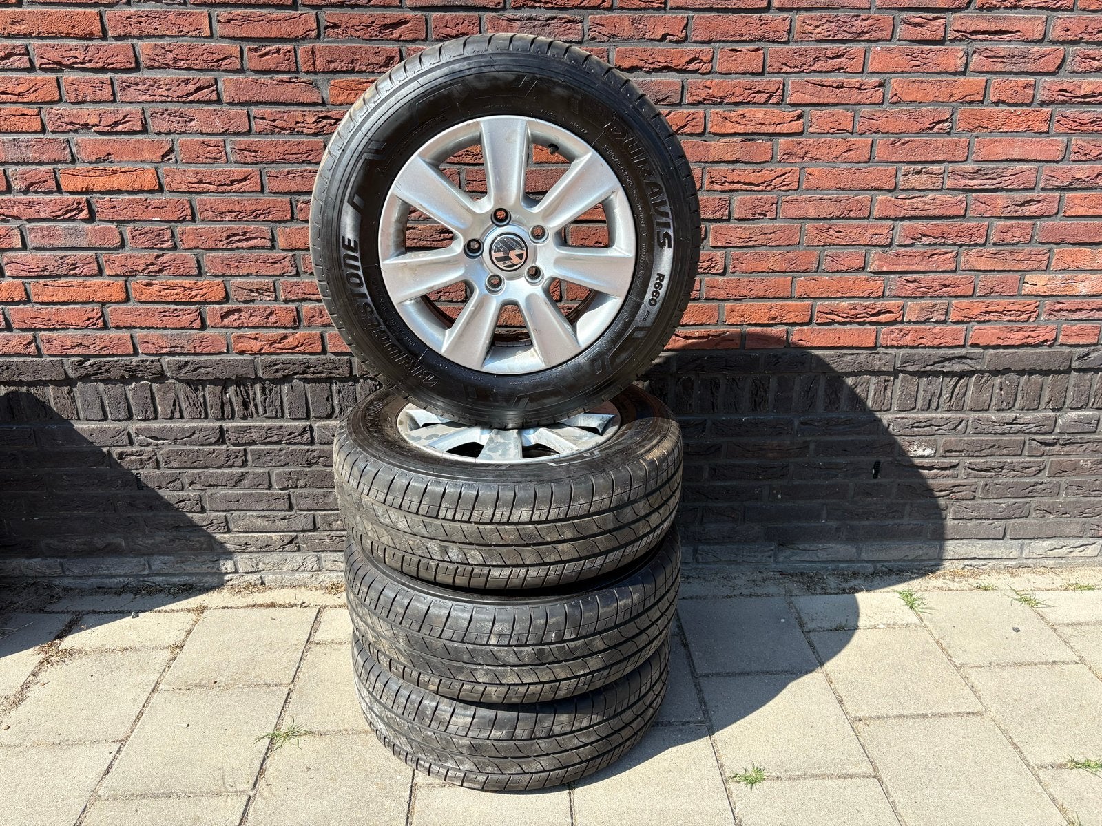 16 inch VW Transporter set met Bridgestone banden 2024!!, Auto-onderdelen, Banden en Velgen, 16 inch, Banden en Velgen, Ophalen of Verzenden