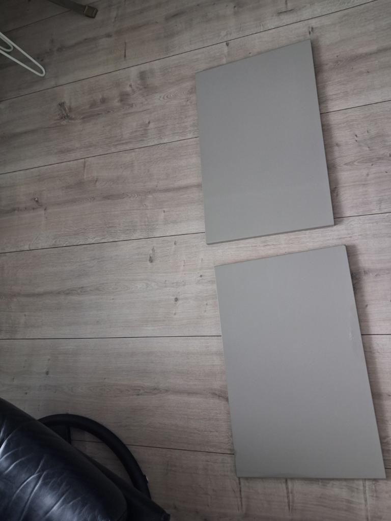 Besta deuren ikea beige (glans). 2 stuks., Huis en Inrichting, Kasten | Dressoirs, Ophalen, Zo goed als nieuw, 25 tot 50 cm, 50 tot 100 cm