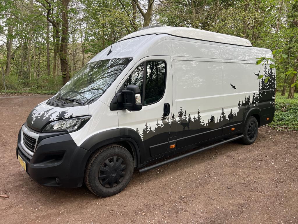 Peugeot Boxer 600 l 54.500 Km l 2022 | Off Grid All Terrain, Overige merken, Buscamper of Camperbus, Bedrijf, 6 tot 7 meter