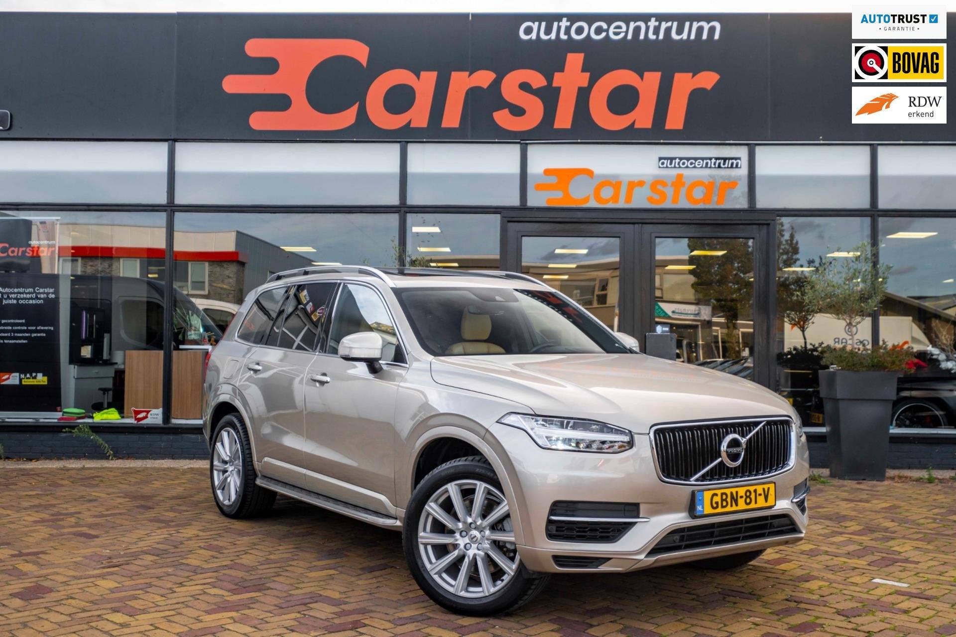 Volvo XC90 2.0 T8 Twin Engine AWD Inscription|70-liter|LEDER, Auto's, 4 cilinders, 1969 cc, 150 min, 7 stoelen