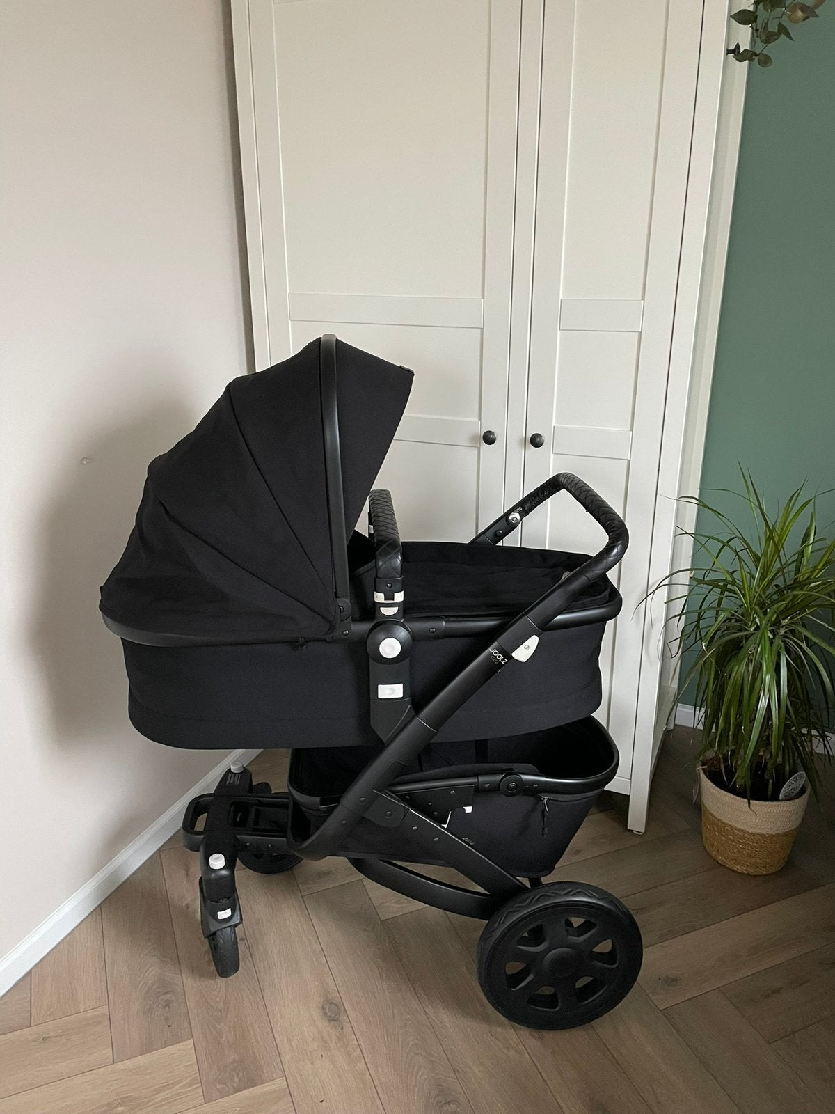 Joolz Geo Space Black 3-in-1 set Uitgebreide set!, Ophalen, Zo goed als nieuw, Combiwagen, Luchtbanden