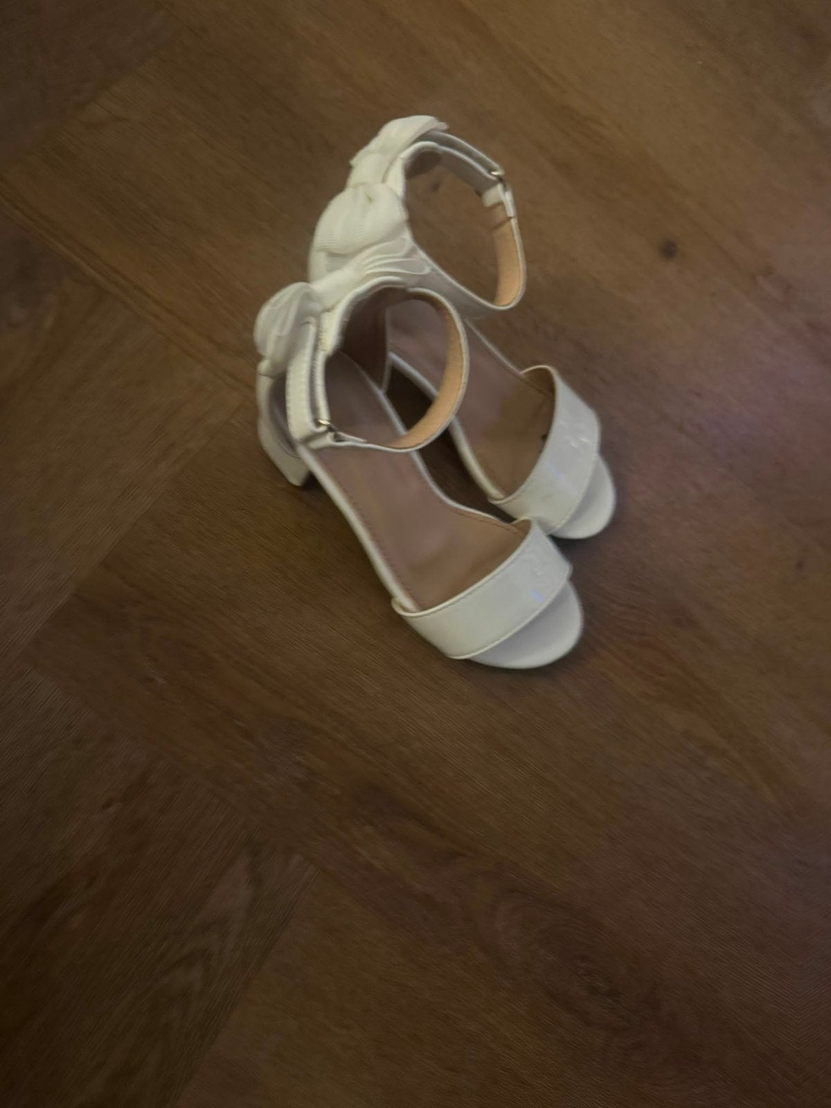 tulleen kinderhak, Ophalen of Verzenden, Zo goed als nieuw, Schoenen