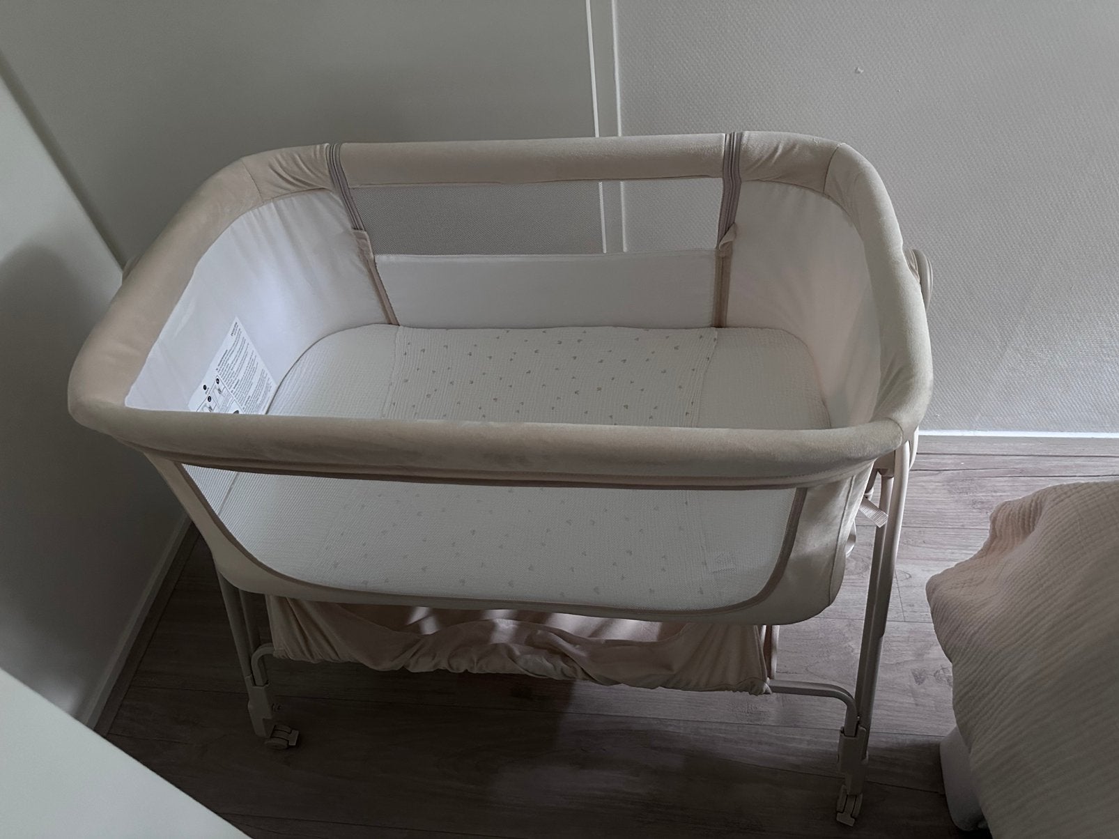 Puck co-sleeper crème – zo goed als nieuw – amper gebruikt, Ophalen, Zo goed als nieuw, Wieg