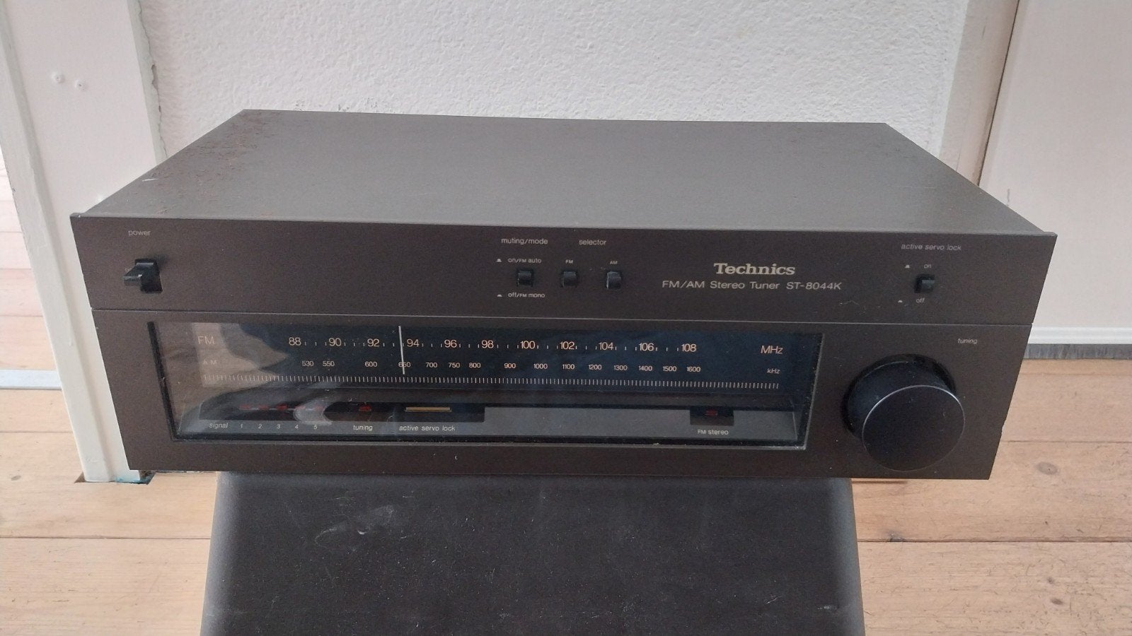 Technics ST-8044K FM/AM Stereo Tuner - Vintage Audio, Ophalen of Verzenden, Gebruikt, Analoog