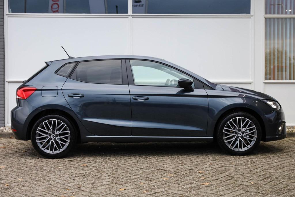 SEAT Ibiza 1.0 EcoTSI 95pk Style Plus | 17" Velgen | Getint, Voorwielaandrijving, 12 maanden, Stof, 95 pk